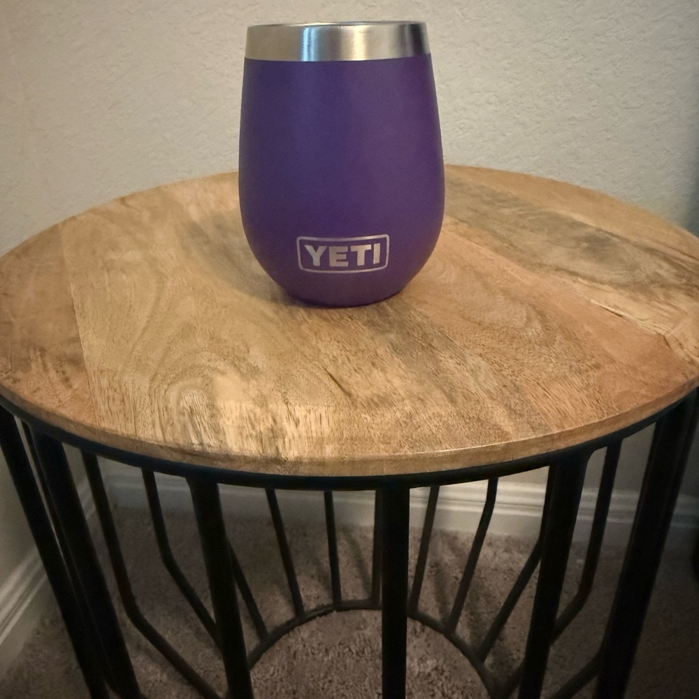 YETI Violet Drink Tumbler